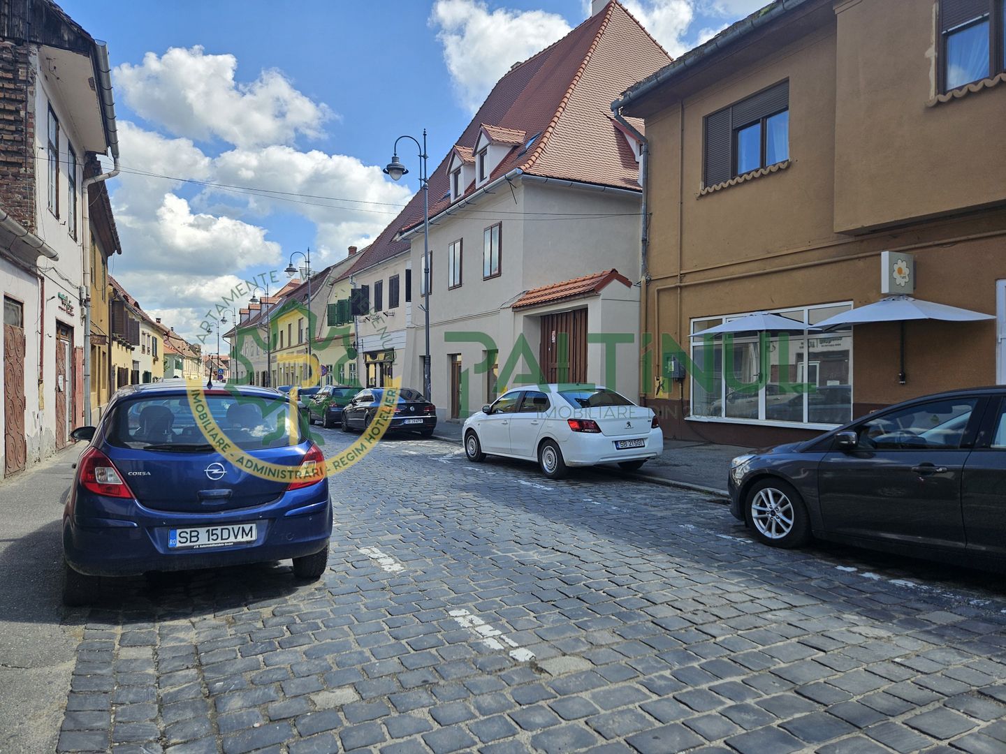 Apartament cochet de vânzare în centrul Sibiului – Orasul Vechi