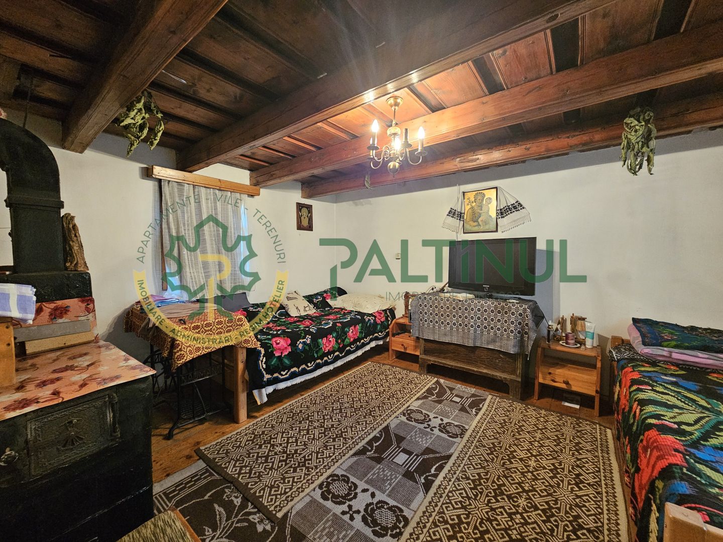 Casă cu Teren Generos și Priveliste Superbă către Munți – Fântânele, lângă Sibiu