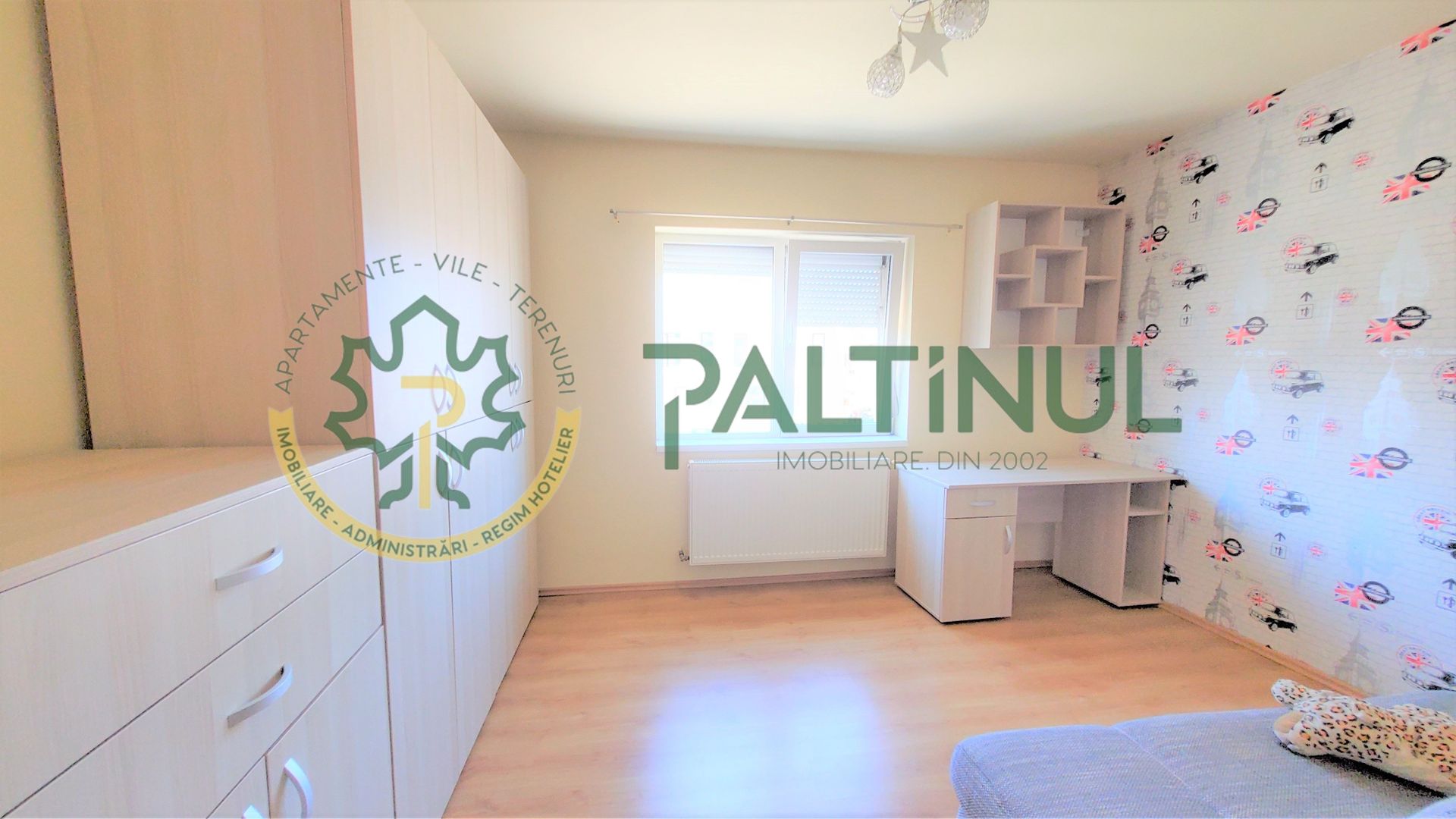 Apartamemt 3 camere et. 2,  balcoane 2, loc parcare 2 pe  Brana