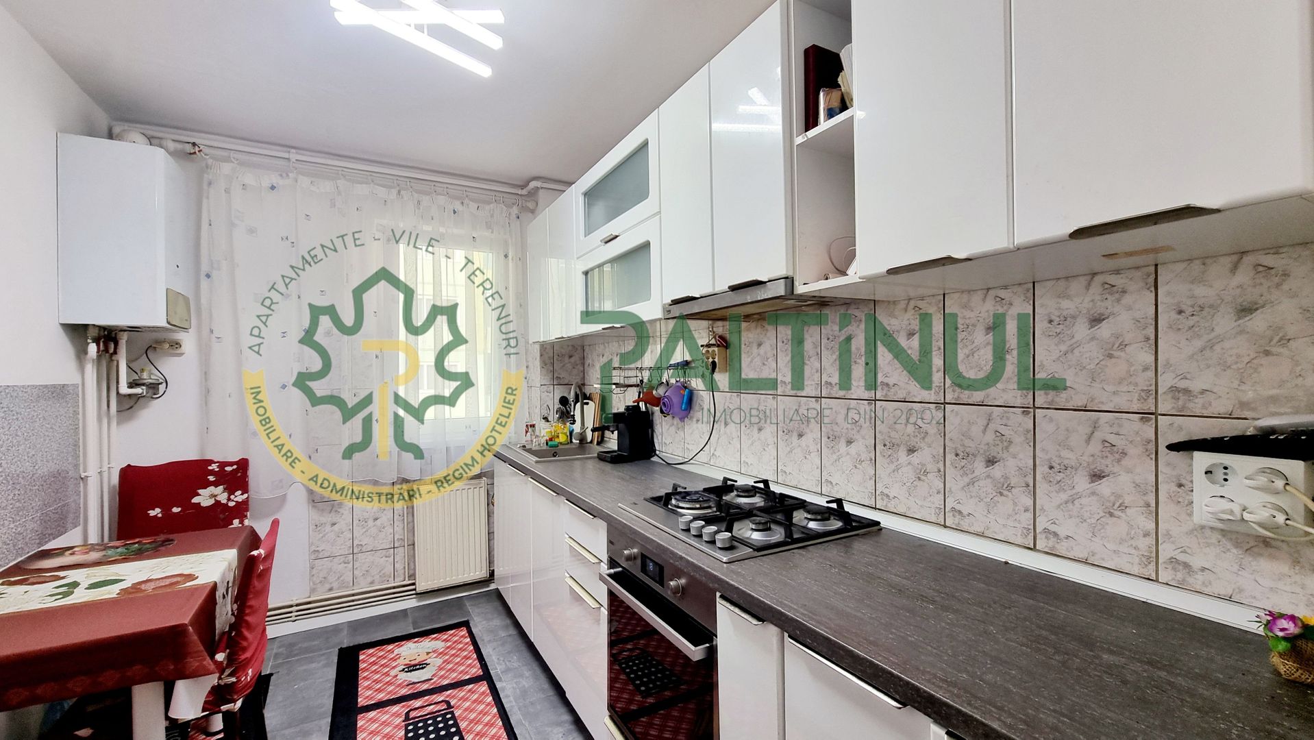 Apartament 3 camere de vânzare Vasile Aaron Sibiu – balcon, pivniță, etaj 3