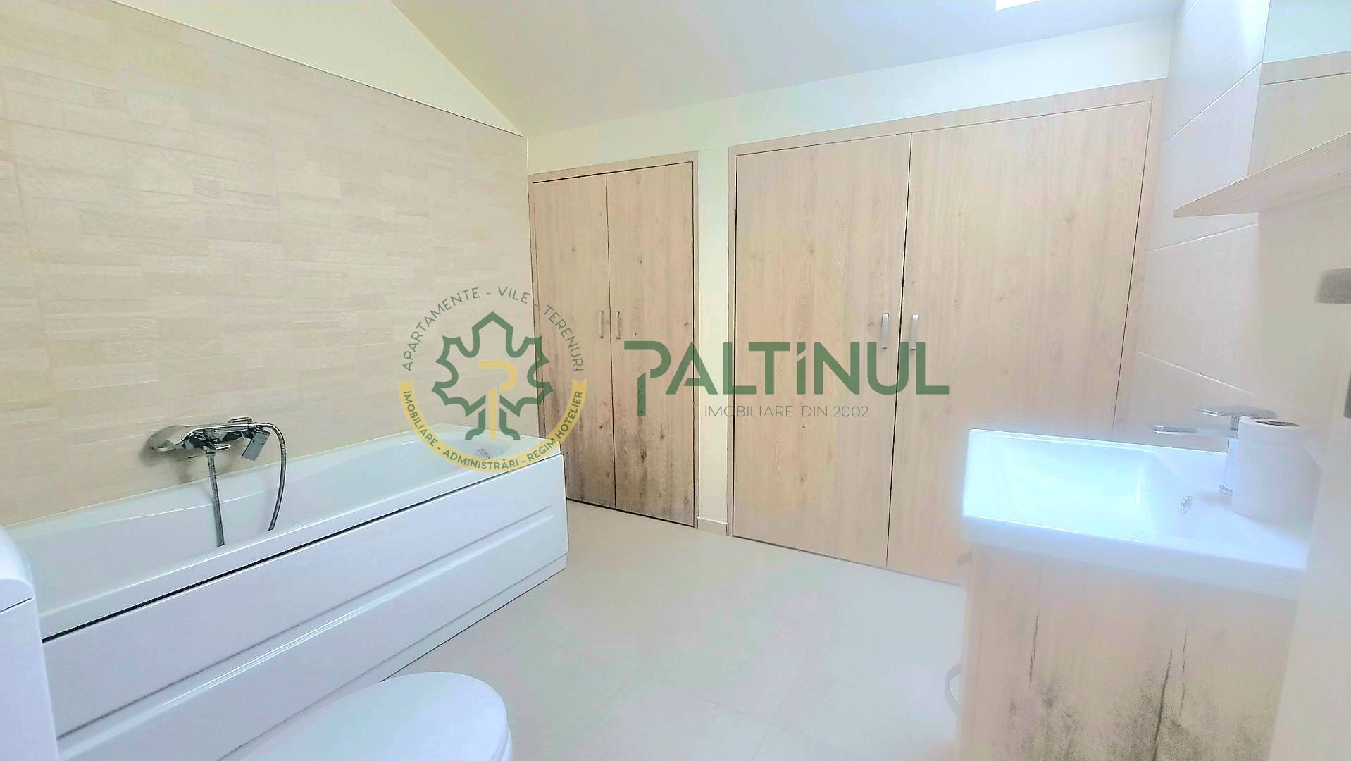 Apartament la mansarda cu o camera NOU et. 2