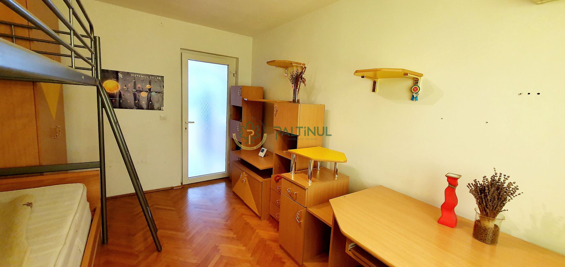 Apartament cu 2 camere, zona Centrală