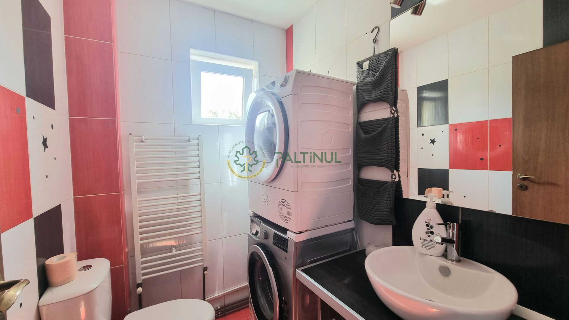 Apartament 3 camere , parter, loc de parcare – zona 3 Stejari