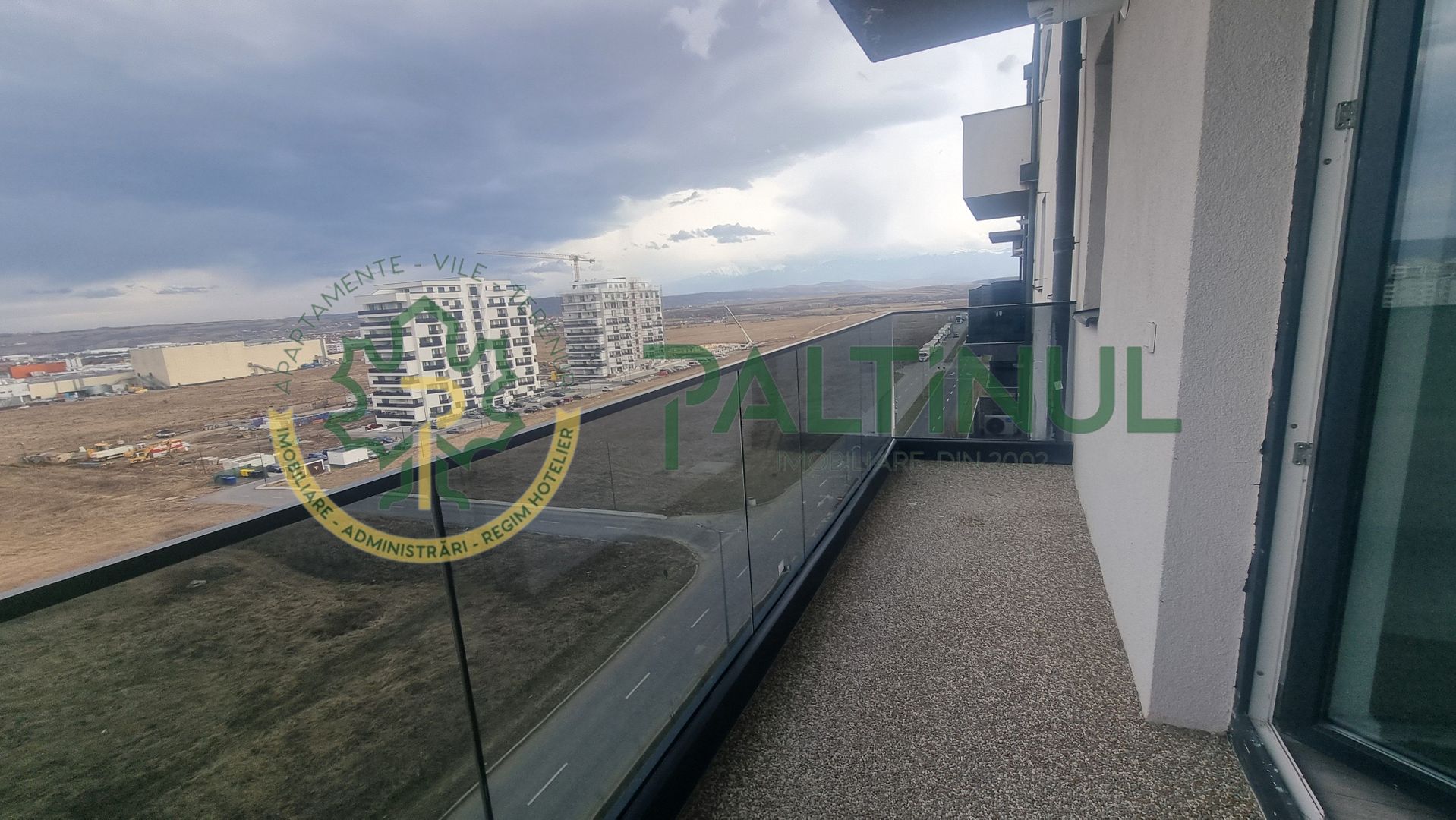 Apartament NOU, 2 camere cu balcon et. 8 Sibiu