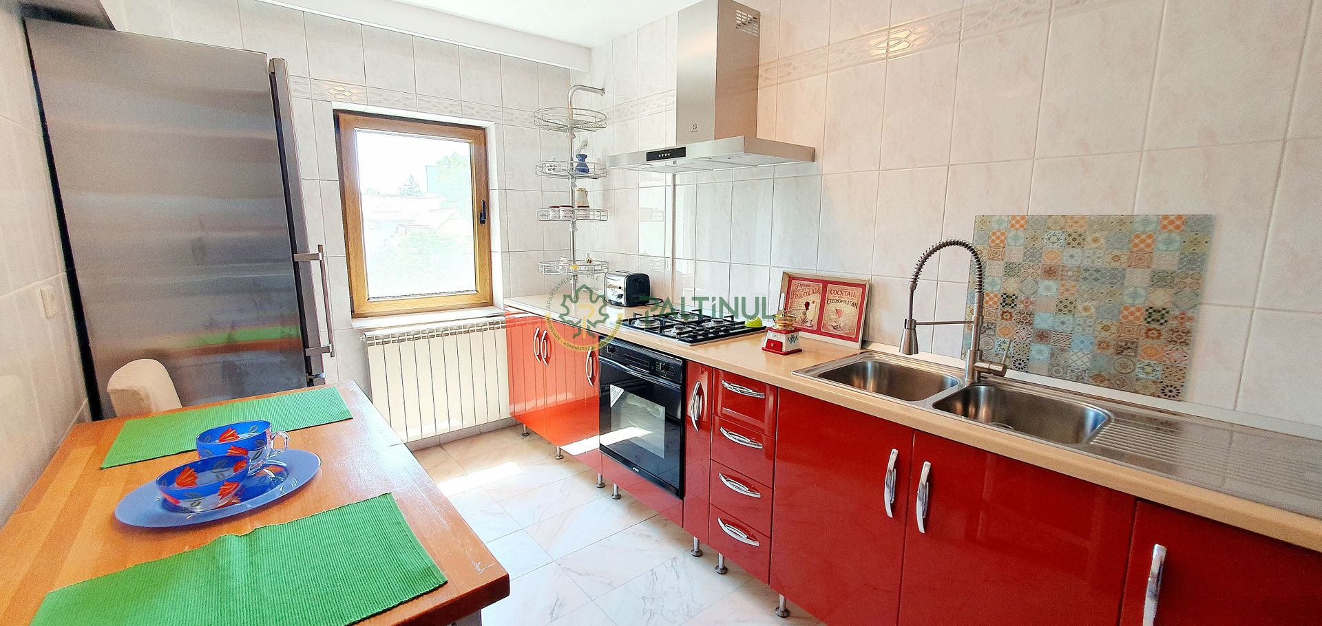 Apartament cu 3 camere, B-dul Victoriei