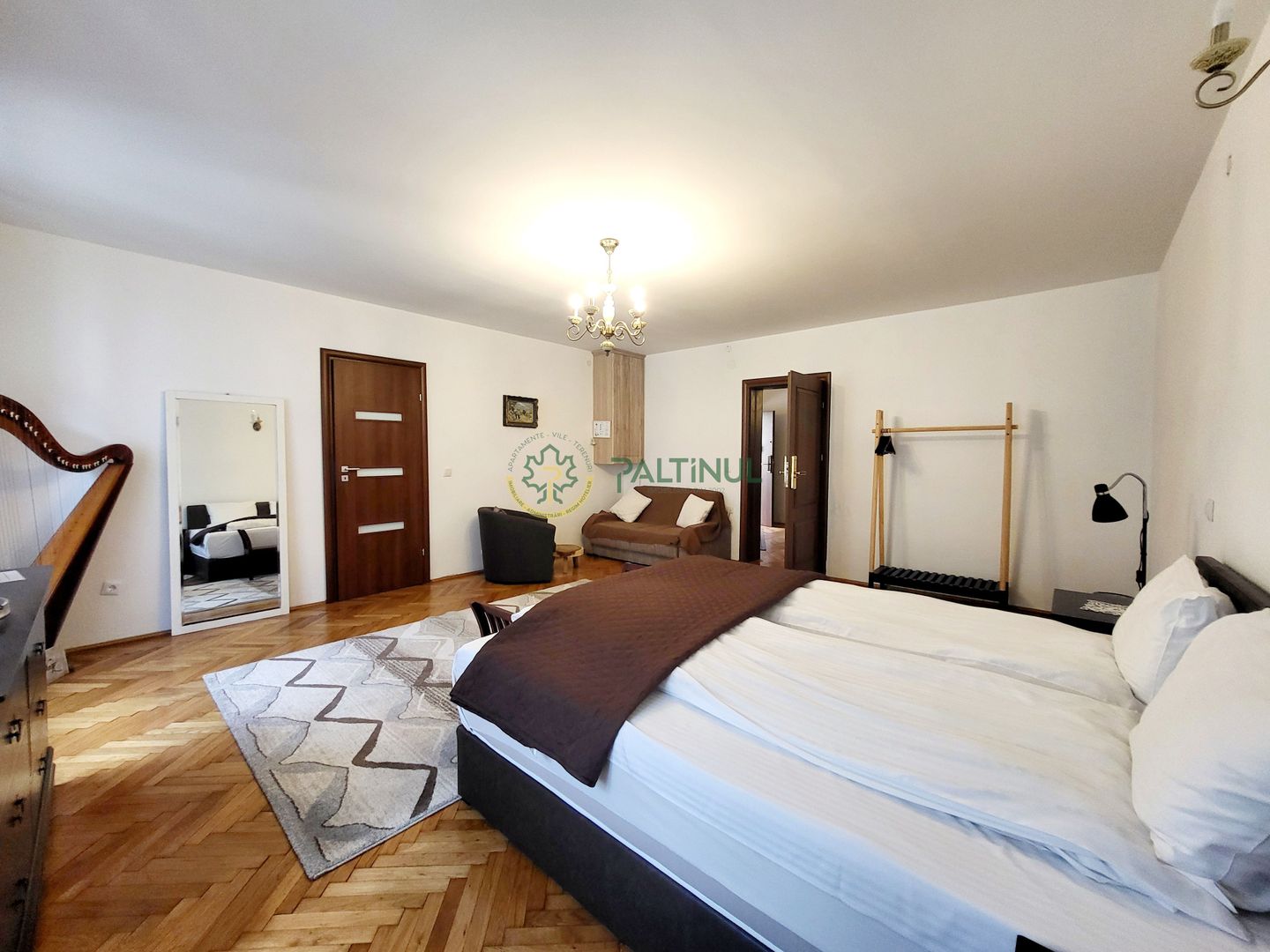 Apartament 100 mp, de închiriat – Central, Sibiu, cu terasă