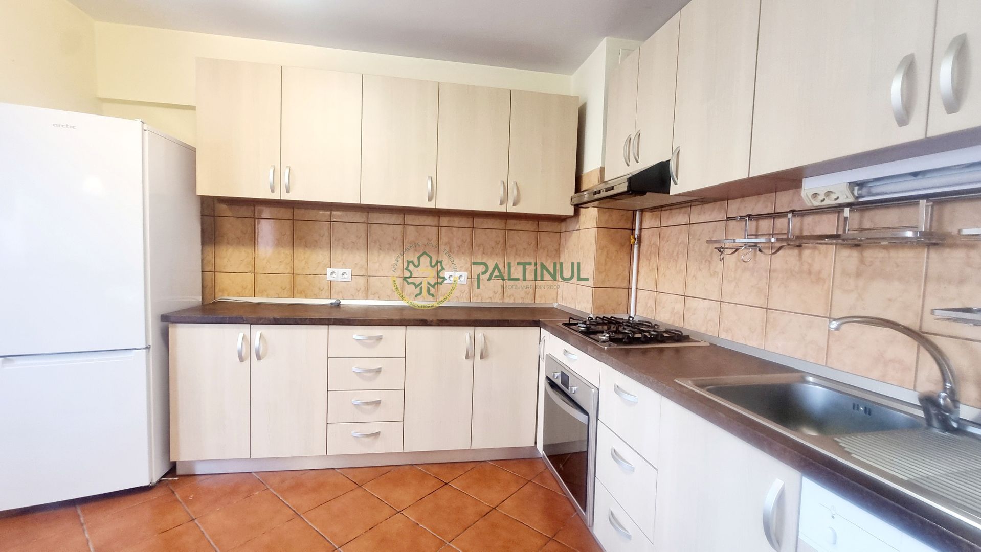 Apartament 3 Camere Școala de Înot, Aproape de Centru, Sibiu