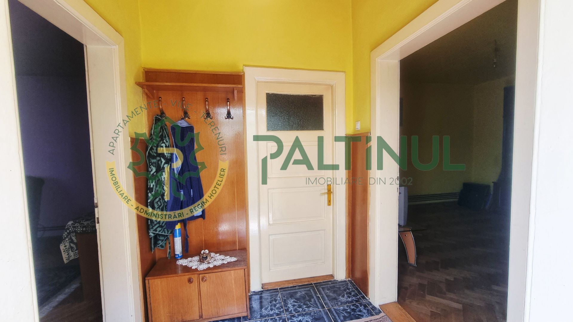 Casă singur în curte, 363 mp teren – zona Record, 2 intrări, anexa, trifazic